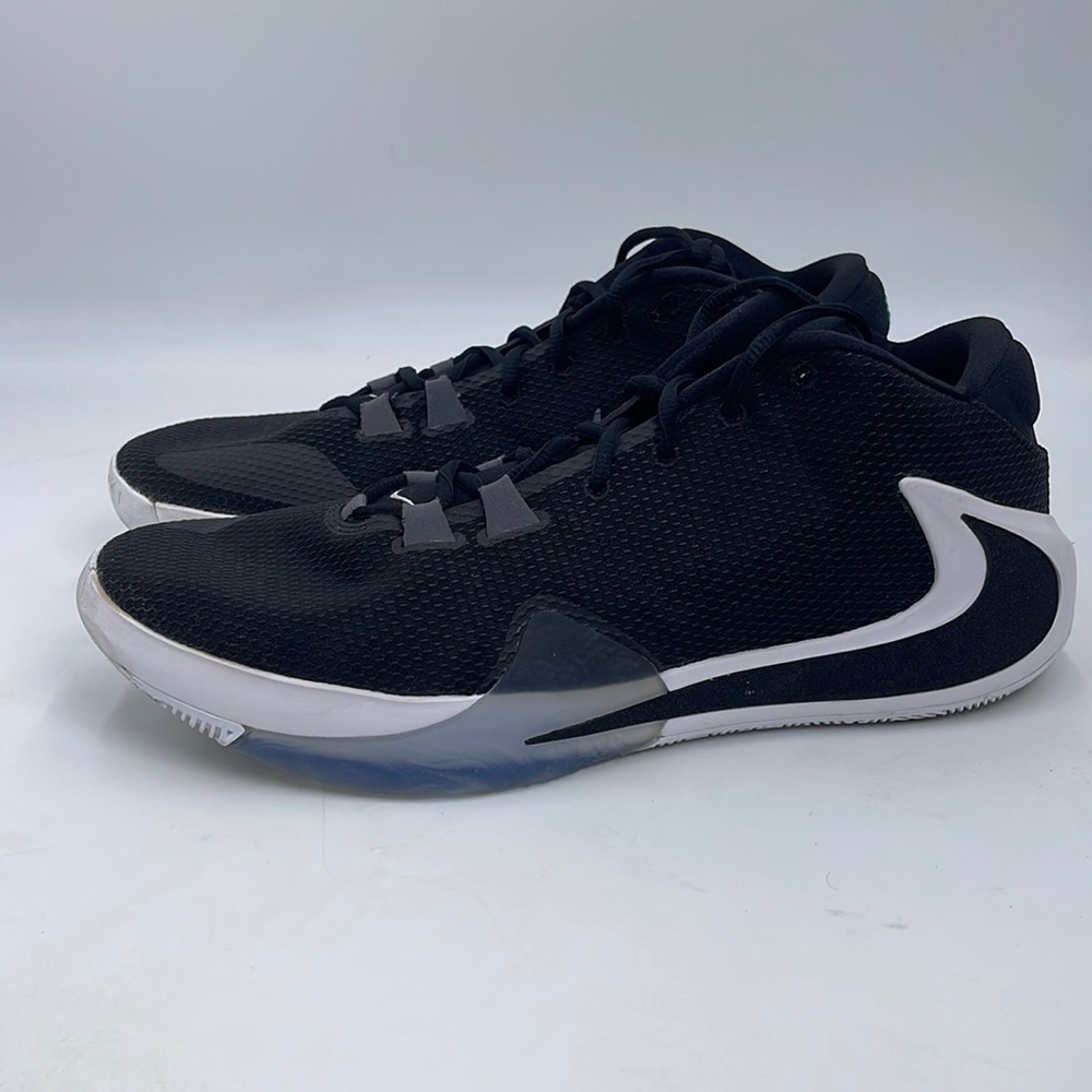 Nike Zoom Freak 1 Black White - Picture 1 of 9